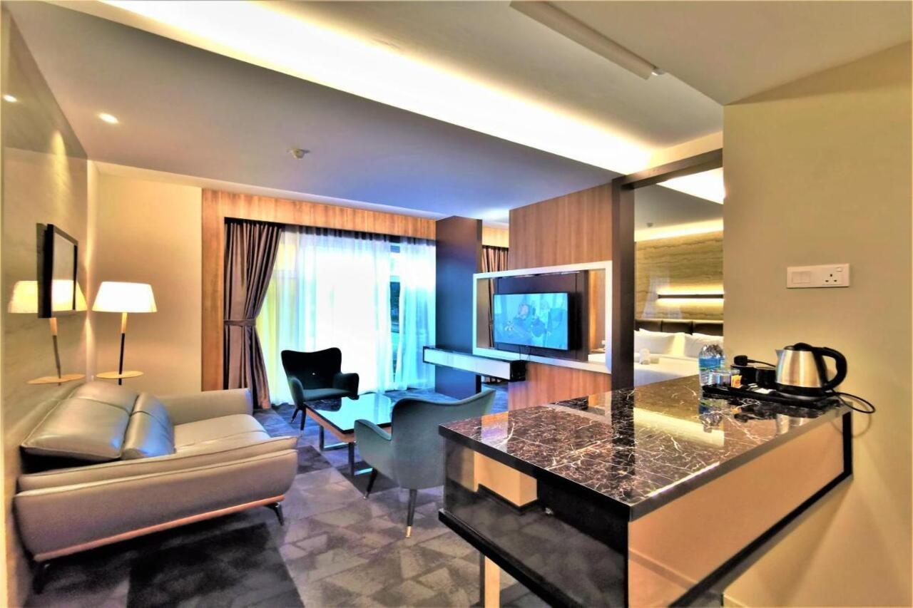 Prestigo Hotel - Johor Bharu Johor Bahru Bagian luar foto